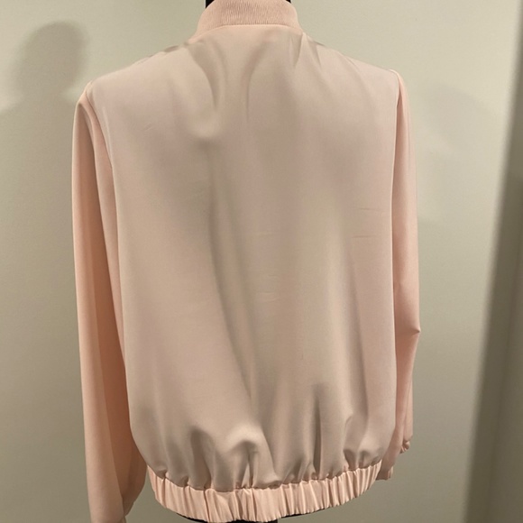 Calvin Klein light pink bomber-style jacket - Picture 3 of 3